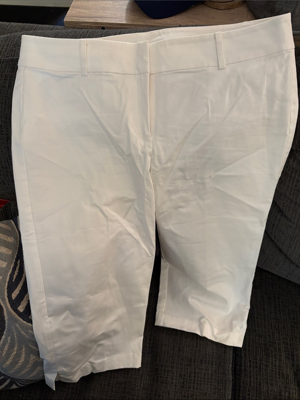 Ann Taylor Capri White Dress Pants